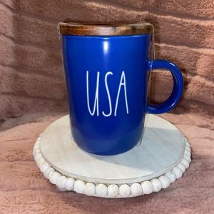 Rae Dunn USA mug with coaster top